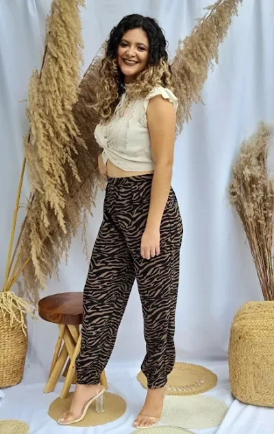 Pantalón Favulux Fashion para dama con estampado de cebra