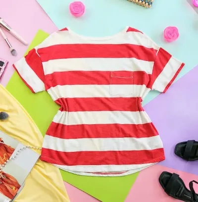 Camiseta Old Navy para dama diseño a rayas color rojo y blanco