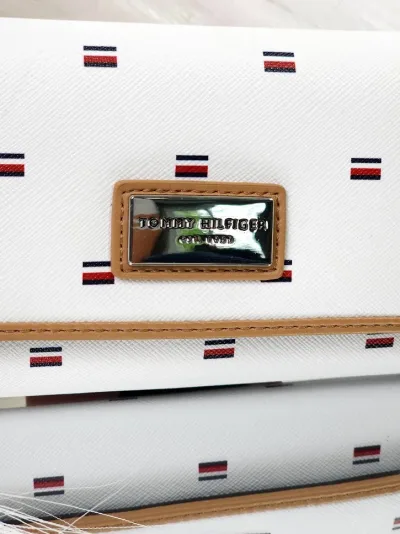 Cartera Tommy Hilfiger para dama color blanco