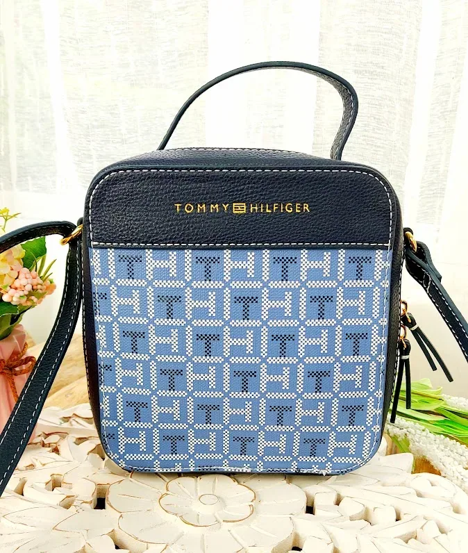 Bolso Tommy Hilfiger para dama color azul