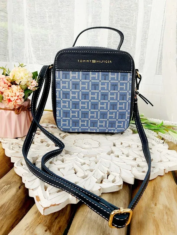 Bolso Tommy Hilfiger para dama color azul