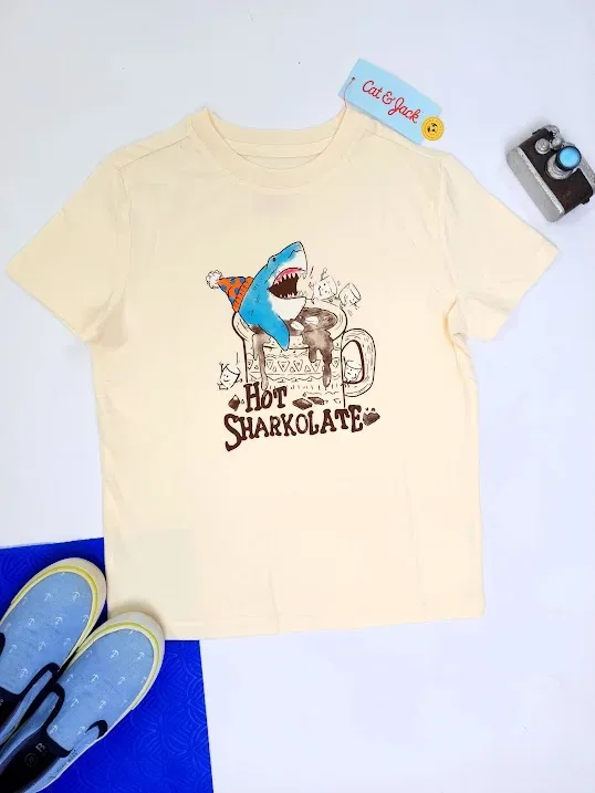 Camiseta Cat and Jack para niño