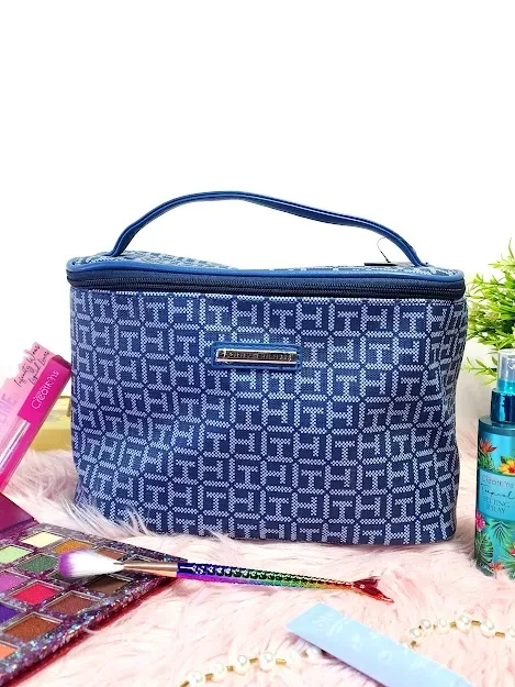Cosmetiquera Tommy Hilfiger para dama color azul